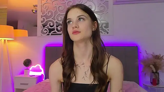 XXX chat uživo modela LuisaClover