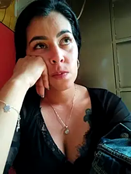 Sembang XXX Secara Langsung Luianna