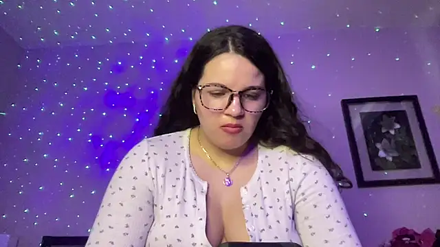 دردشة SoyOceanne الجنسية المباشرة