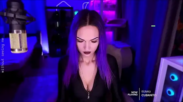 Chat +18 de ml_milana ao vivo