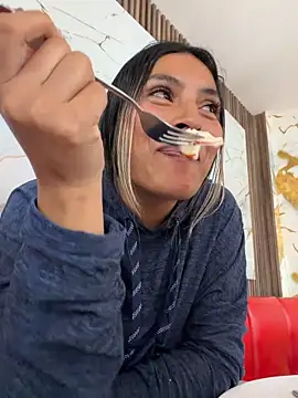 Cami_Leon2 网络视讯表演