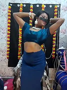 Horny_Ishika 现场XXX聊天