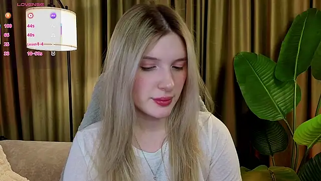 honey_kors 即時 XXX 聊天