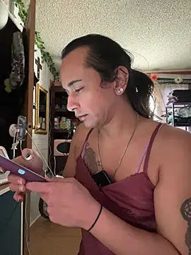 TranSexualJade95 Adlı Modelin Web Kamerası Şovu