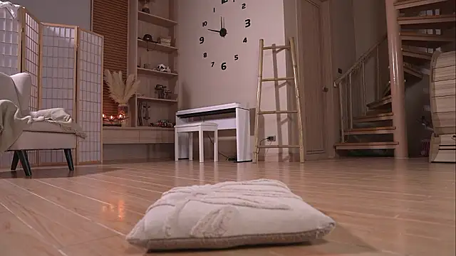 LIttle_Rina_のライブXXXチャット