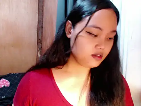 _Lylia Pertunjukan Webcam