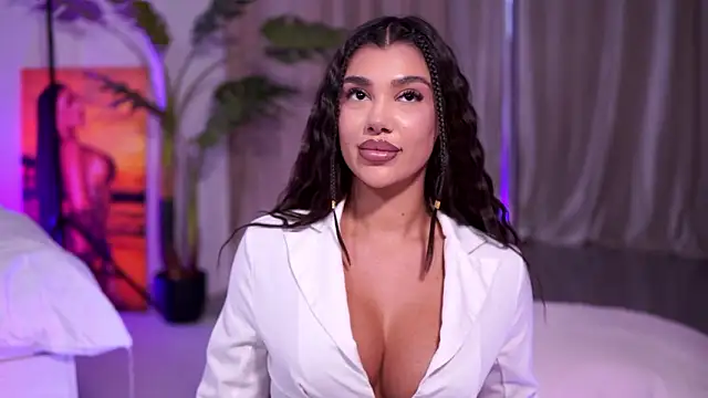 Show modela NatyDesiree na web-kameri