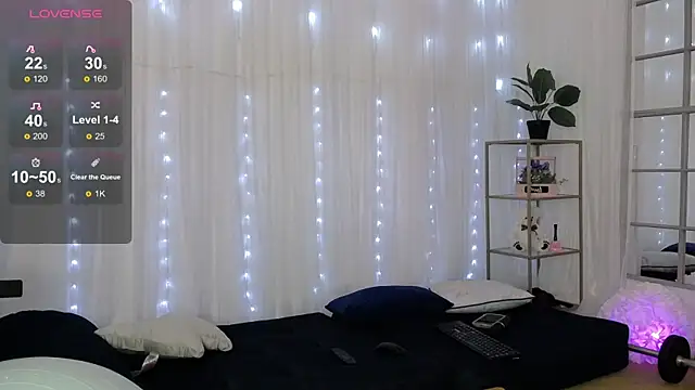 XXX chat uživo modela SarahRaynex