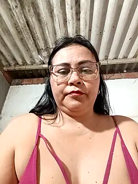 Dirty-Momm-Divorced-Hot 现场XXX聊天