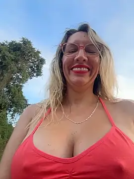 Gatitacarlita's Live XXX Chat