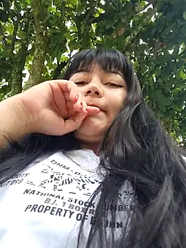 Chat +18 de Sakura_0505 ao vivo