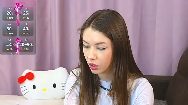 Онлайн чат XXX ellie_kramer