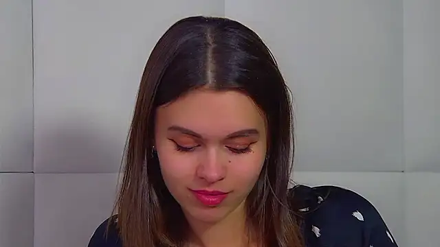 PollyLanders live XXX chat