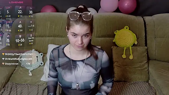 Онлайн чат XXX ElzaBlis