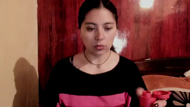 wishm3 élő XXX-chatje