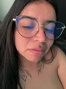 Devilsweet17 – Live XXX-chat