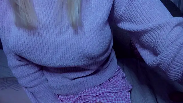 CeaneLino live XXX chat