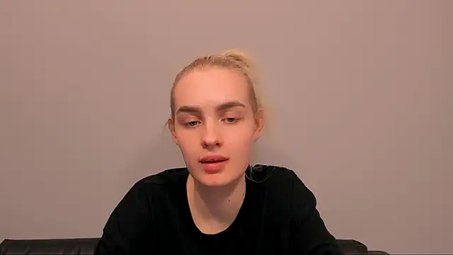 OliviaKisssのライブXXXチャット