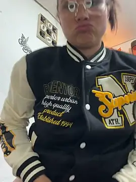 Sweet__Nurse1 Show in webcam