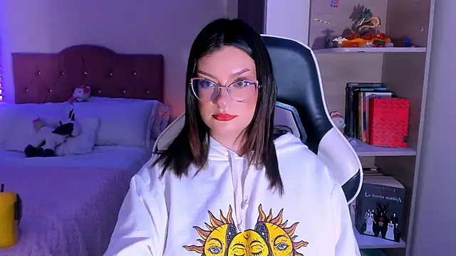 OphelianaRose33: онлайн-секс-чат