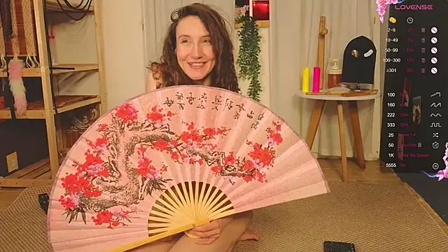 laracroftmansionのライブXXXチャット