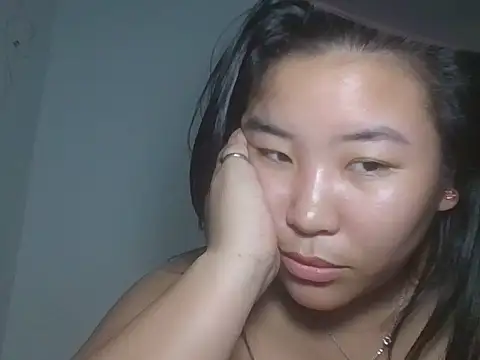 Zyeiii 现场XXX聊天