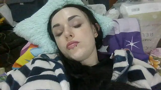 Trinsy_Love: онлайн-секс-чат