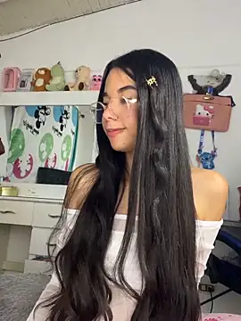 Czat XXX na żywo – Milleradhara24