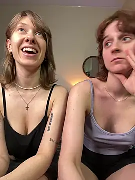 Jitoon_Exe Live XXX Chat