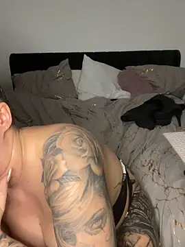 Mia-Bremer Adlı Modelin Web Kamerası Şovu