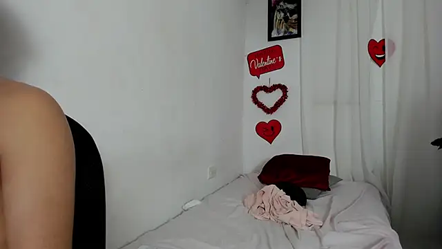 عرض كام Laura_and_Kevin