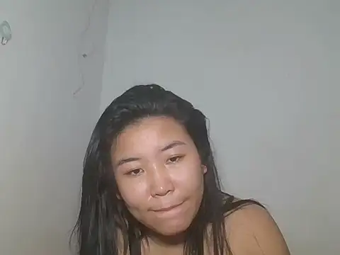 Zyeiii Chat XXX in diretta