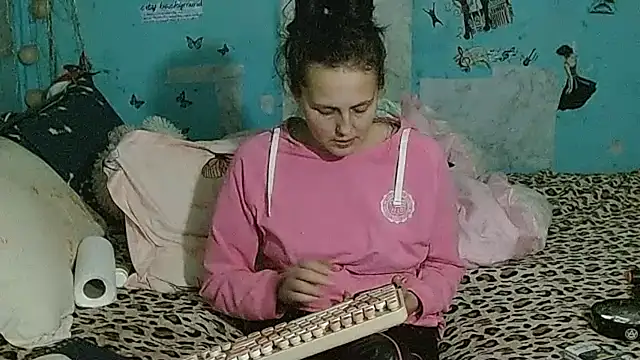 brighteyes77 Live XXX-chat