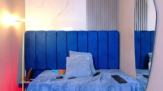 Czat XXX na żywo – kiaratentation