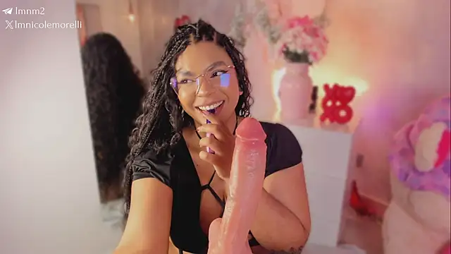 Nicolemorelli2: απευθείας συνομιλία ΧΧΧ