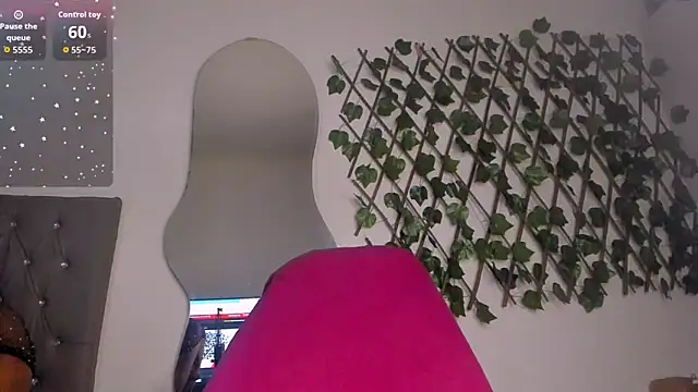 Онлайн чат XXX valeria_montess