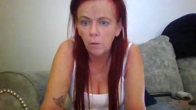 Show modela Forbidden-Irish-x na web-kameri