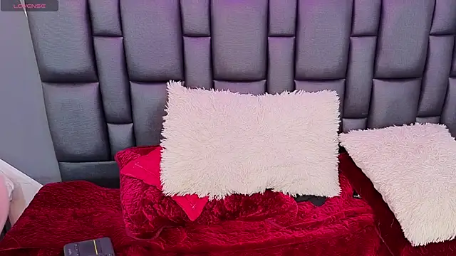 Kore-13 Live XXX-Chat