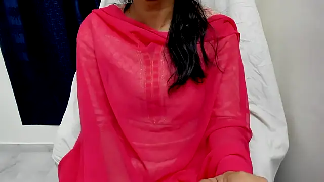 TheShyGirl_ élő XXX-chatje