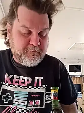 Pertunjukan Kamera Web EZs_FuKRoOm