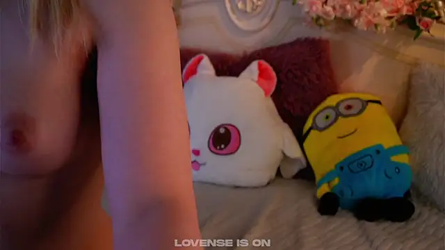 EdlinAlliston: онлайн-секс-чат