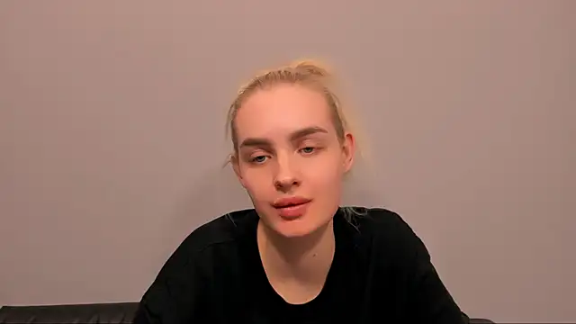 OliviaKisss: απευθείας συνομιλία ΧΧΧ