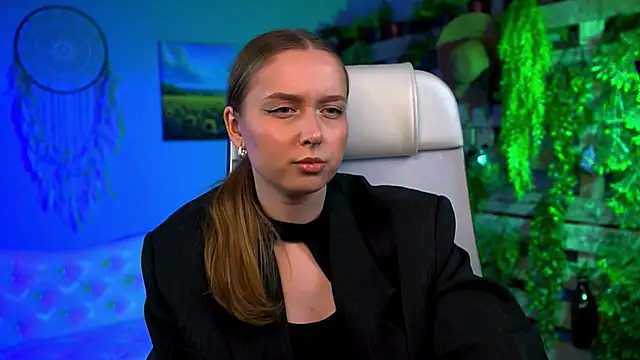 JenniferGraces Adlı Modelin Canlı XXX Sohbeti