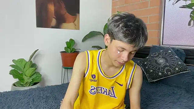 Andy_Belier23 Webcamshow