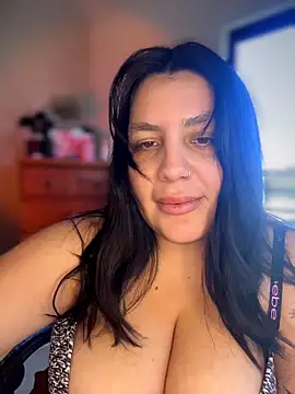 Vicky_Sixx live XXX chat