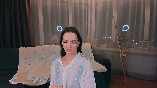 Ariadna_Shy Adlı Modelin Canlı XXX Sohbeti