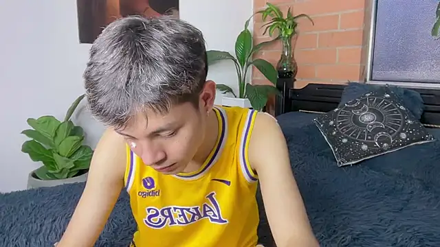 Andy_Belier23 Chat XXX live