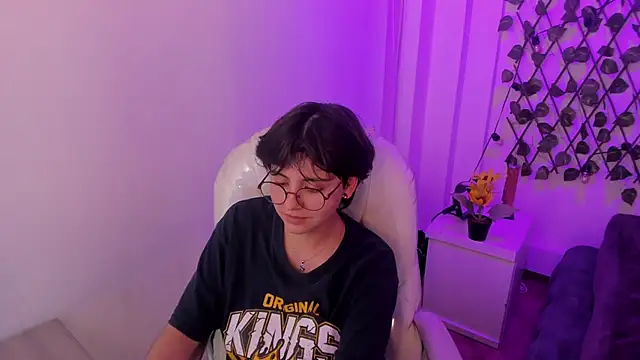 Nathaly_ds Chat XXX in diretta