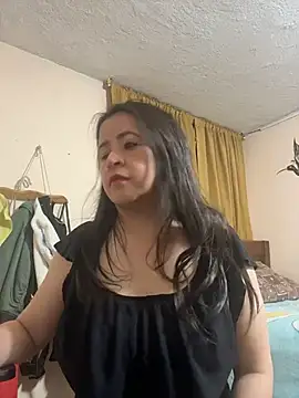 latinfemaleのライブXXXチャット