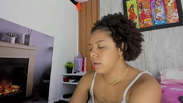 Alika01 Adlı Modelin Canlı XXX Sohbeti